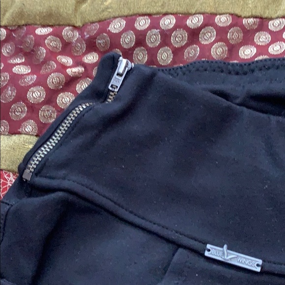 Short pants - Picture 3 of 6